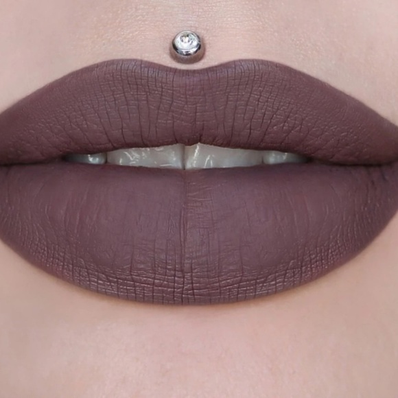 Jeffree Star Other - Jeffree Star Velour Liquid Lipstick "Delicious" grey-brown mauve~Discontinued